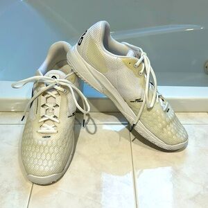 Head Men’s  Revolt Pro 3 Tennis Shoes in White and Yellow size 13. EUC